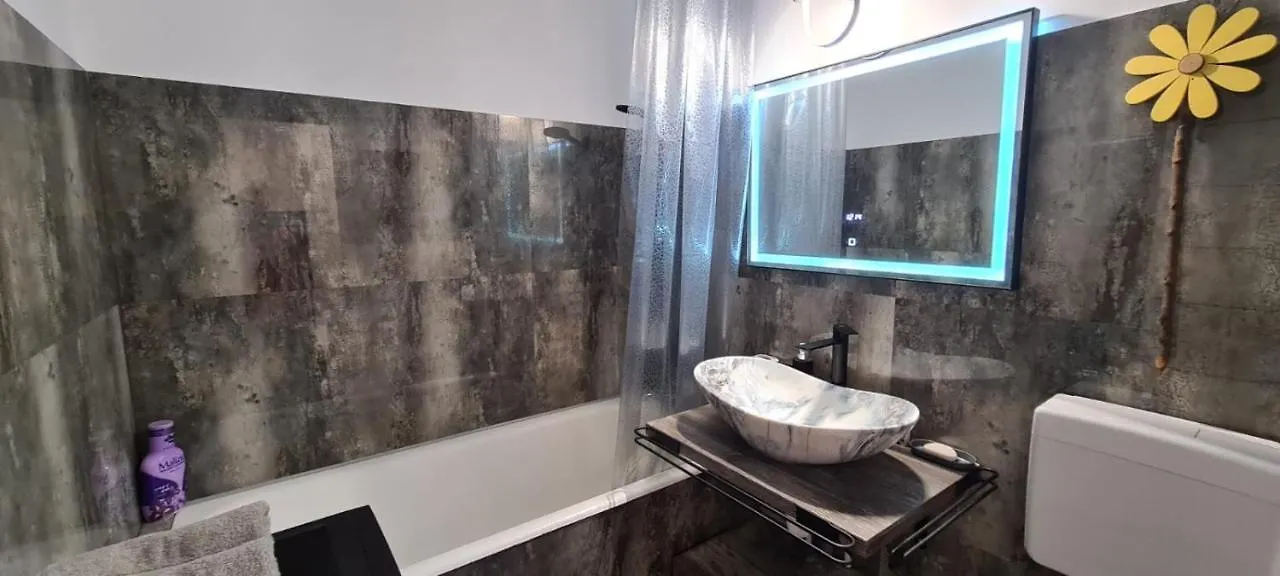 Tiki'S Bar Studio Bucureşti Apartament